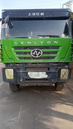 SAIC Hongyan Genlyon 350 hp 8X4 7.2 m - фото 2