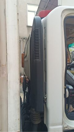 Shacman X9 130 hp 4X2 4.2 m - фото 5