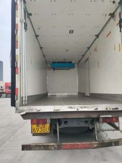 FAW Jiefang J6L 240 hp 4X2 6.8 m - фото 8