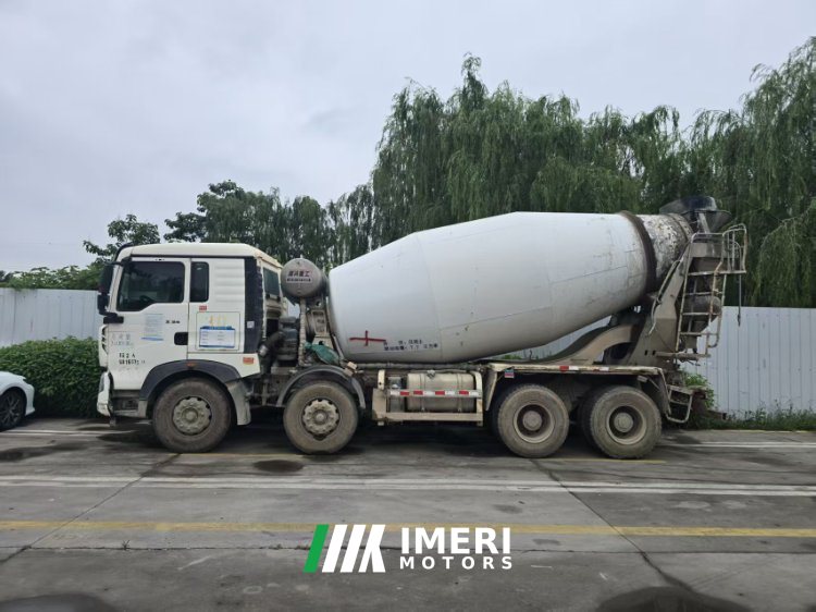 Sinotruk HOWO T5G 340 hp 8X4 - грузовик из Китая