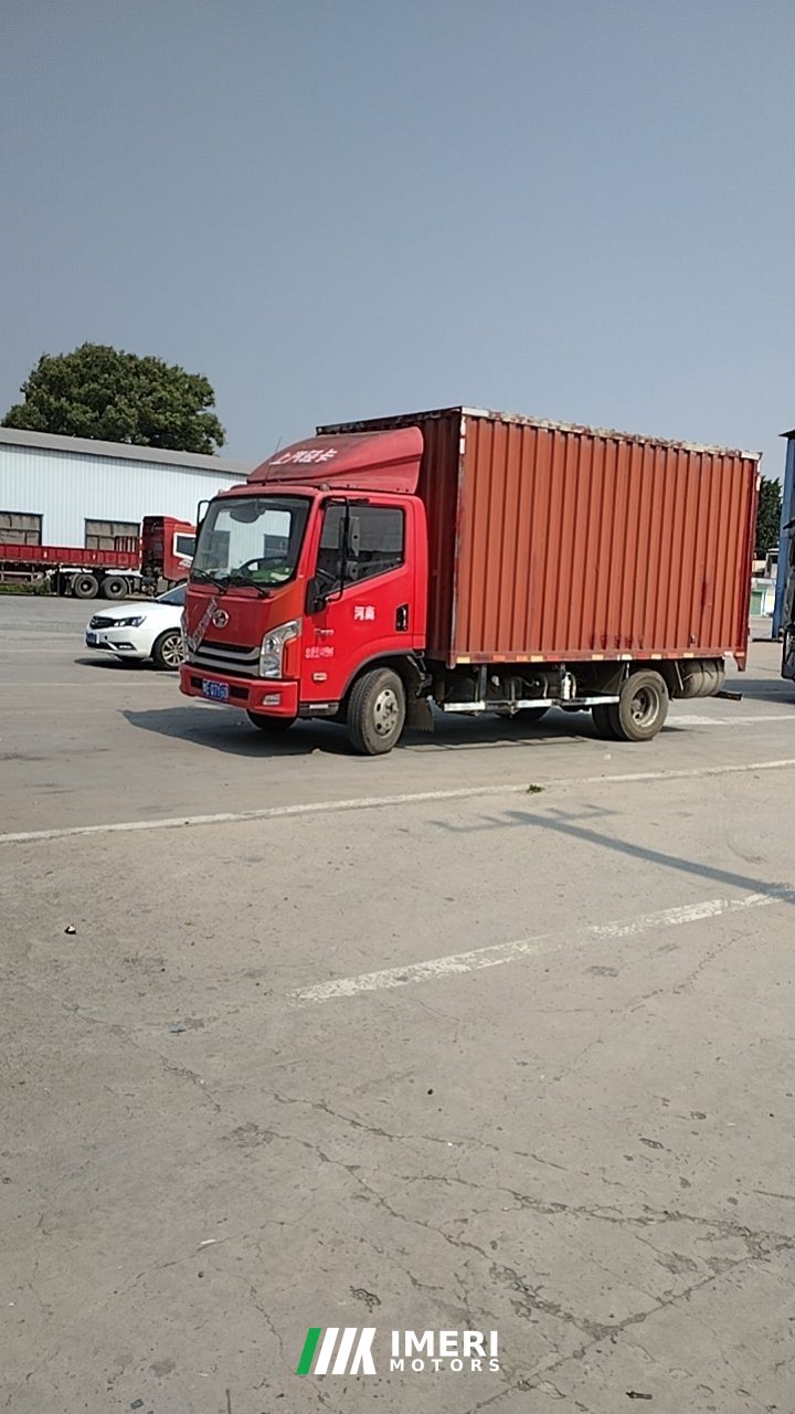 SAIC Yuejin X 115 hp 4X2 4.18 m - грузовик из Китая