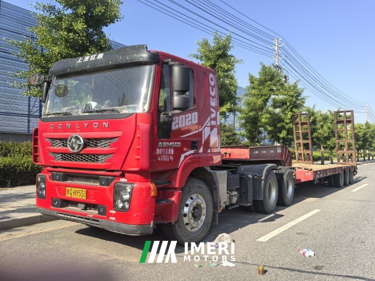 SAIC Hongyan Genlyon 520 hp 6X4 - грузовик из Китая