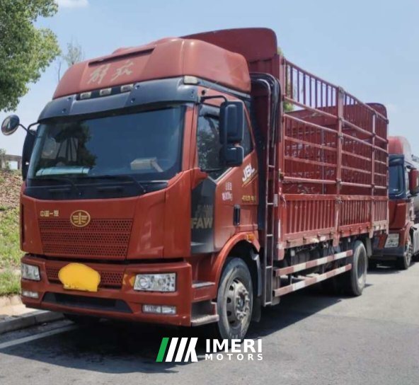 2019 FAW Jiefang J6L 240 hp 4X2 6.75 m