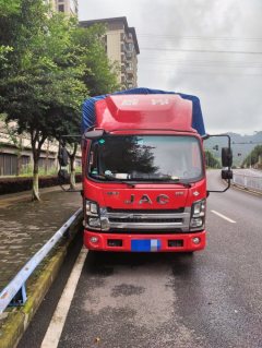 JAC M7 143 hp 4X2 4.18 m - фото 1