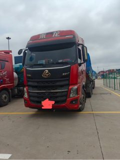 Dongfeng Liuzhou Chenglong H7 460 hp 6X4 - фото 1