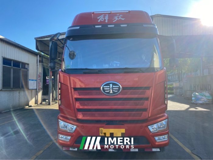 2024 FAW Jiefang J6L 240 hp 4X2 6.8 m