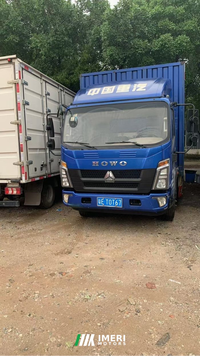 SINOTRUK HOWO Light Duty Truck Hanjiang 129 hp 4X2 4.15 m - грузовик из Китая