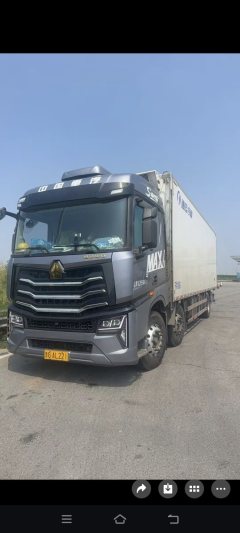 Sinotruk HOWO Max 360 hp 9.45 m - фото 2