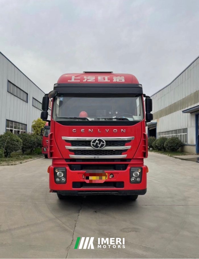 SAIC Hongyan Genlyon 520 hp 6X4 - грузовик из Китая