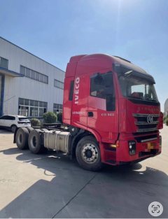 SAIC Hongyan Genlyon 520 hp 6X4 - фото 2