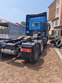 Foton Auman GTL 490 hp 6X4 - фото 4