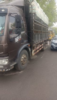 FAW Jiefang V 220 hp 4X2 6.2 m - фото 2