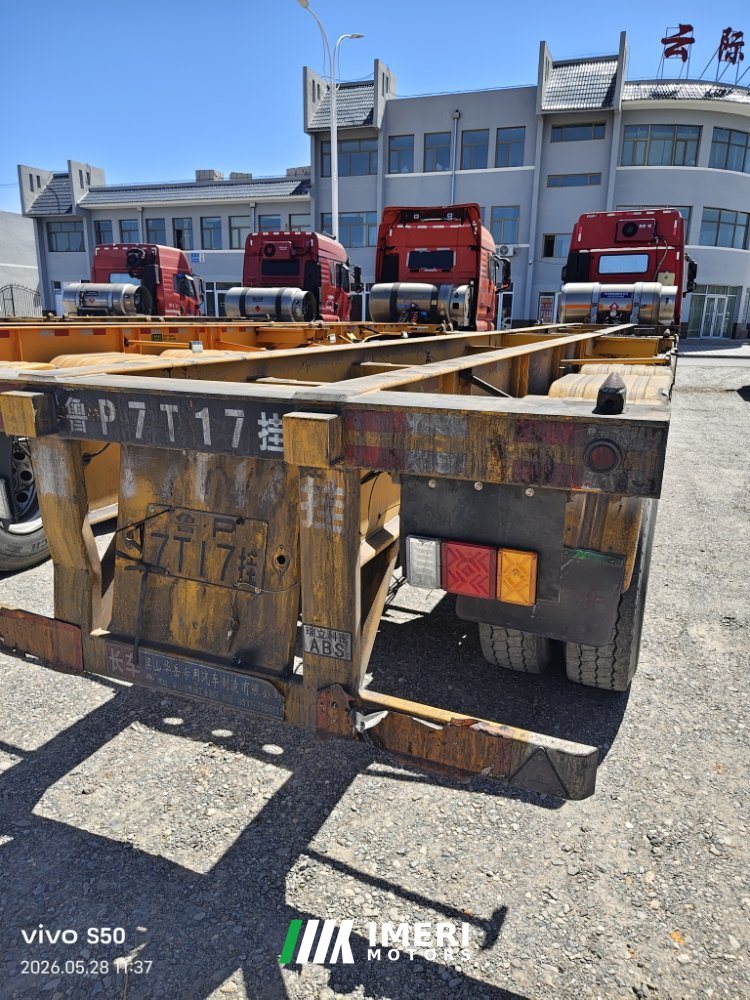 2024 12.9 m x2.5 m 3 semi-trailer