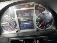 SAIC Hongyan Genlyon 450 hp 6X4 - фото 3