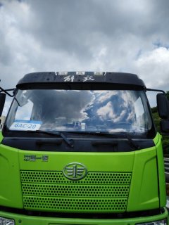 FAW Jiefang J6L 320 hp 8X4 5.8 m - фото 2