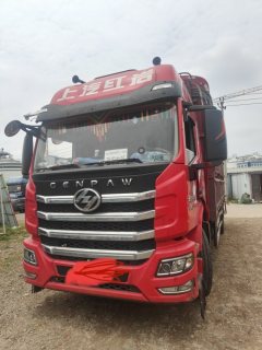 SAIC Hongyan 240 hp 4X2 6.5 m - фото 1