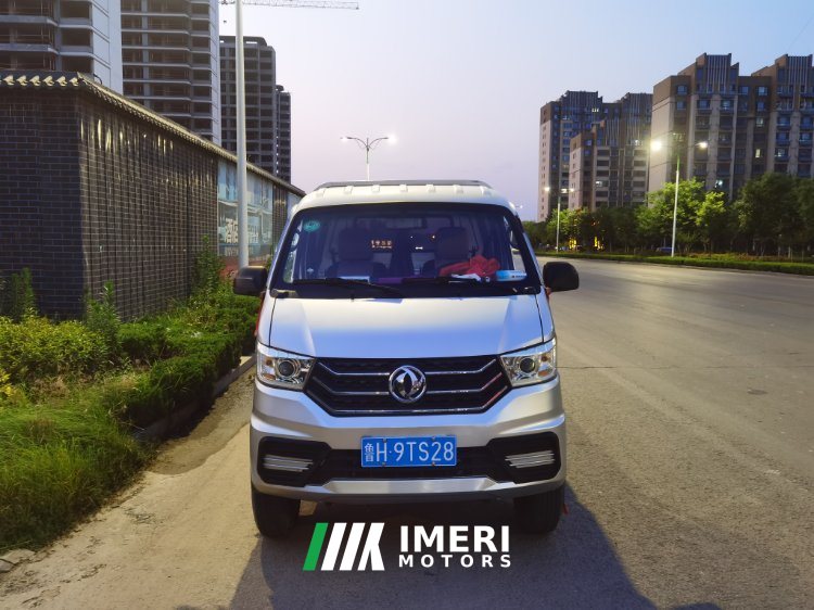 Dongfeng W08 123 hp 4X2 2.7 m - грузовик из Китая