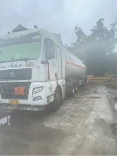 Sinotruk Sitrak G7 440 hp 6X4 - фото 11
