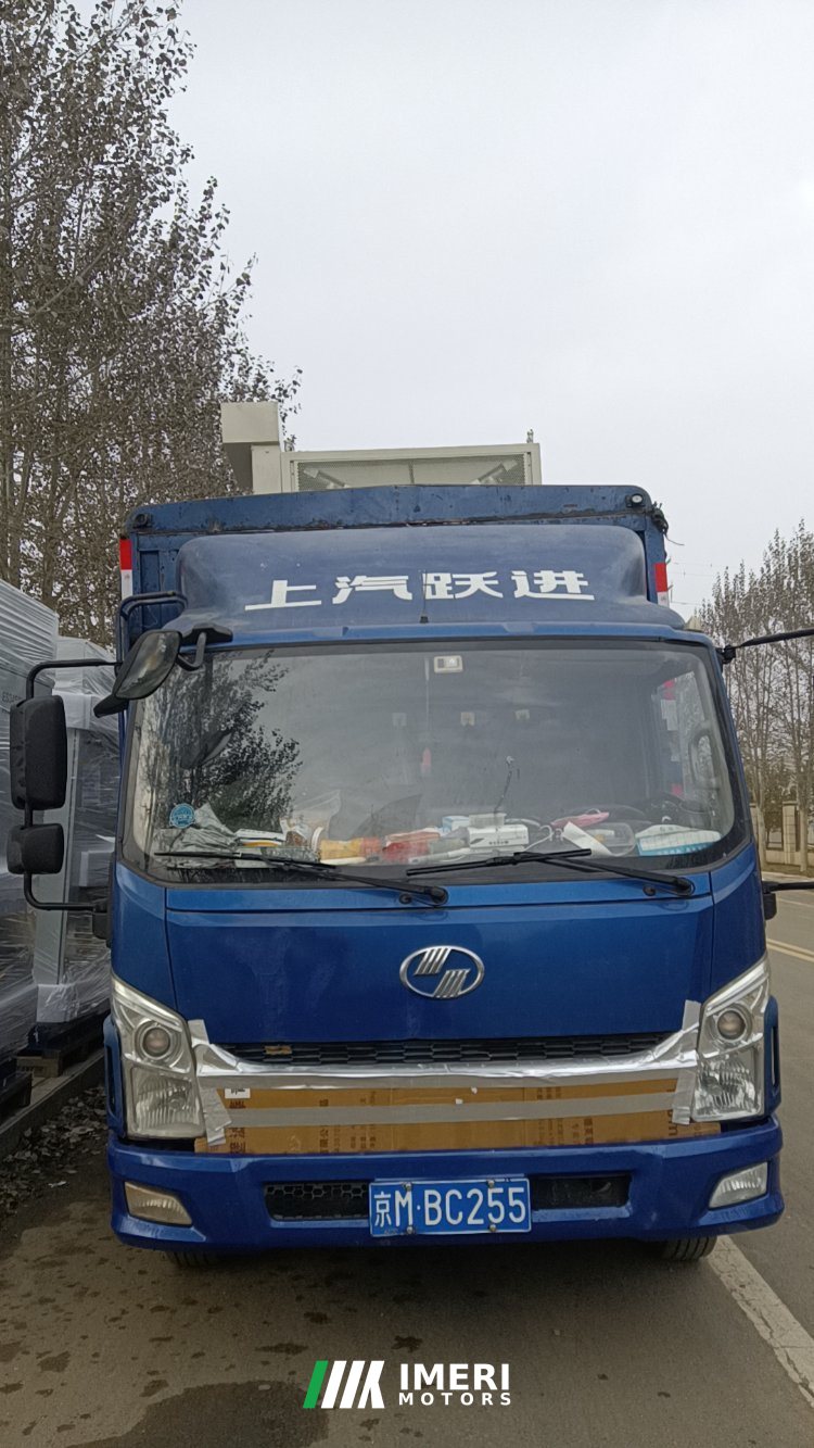 SAIC Yuejin Surpasses the C-Class 170 hp 4X2 4.2 m - грузовик из Китая