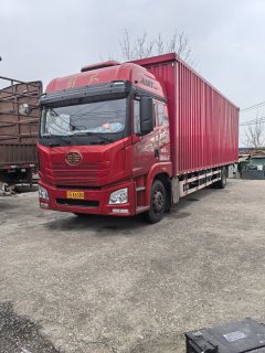 FAW Jiefang JH6 320 hp 4X2 9.65 m - фото 1