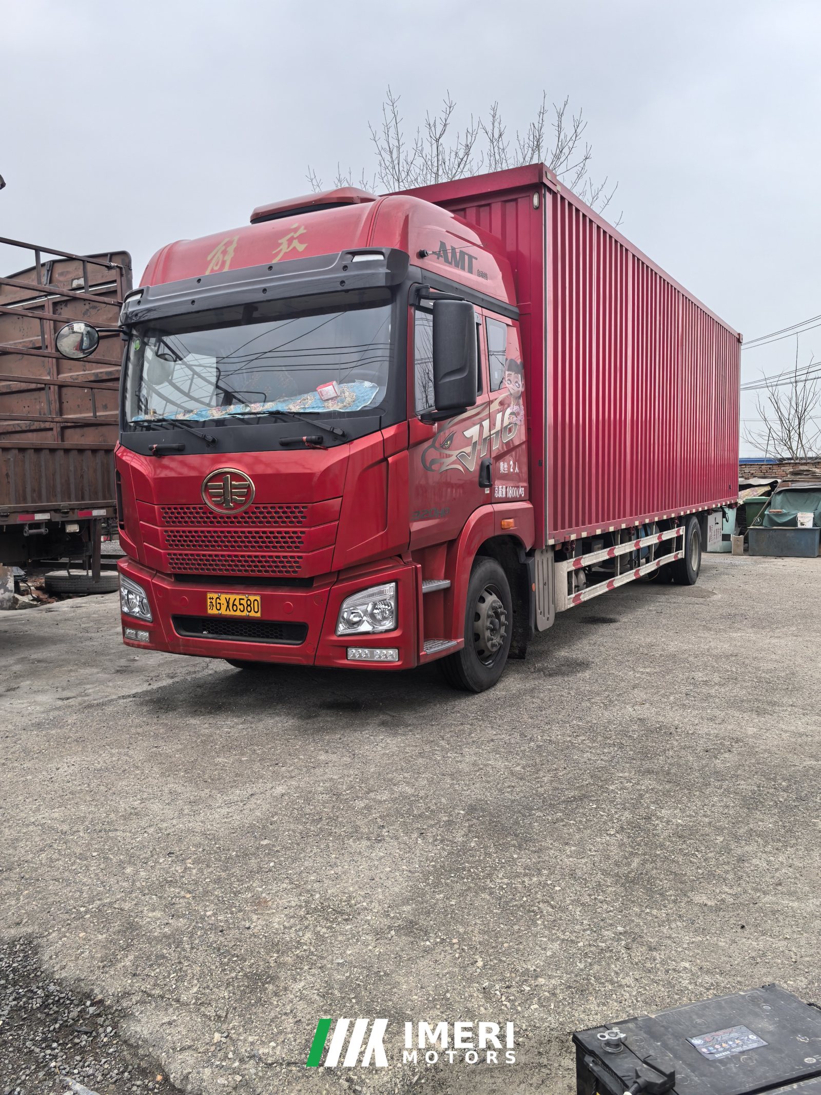 2025 FAW Jiefang JH6 320 hp 4X2 9.65 m
