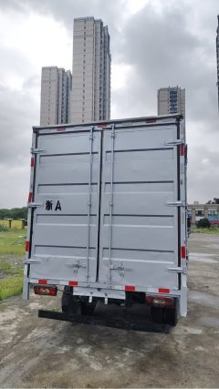Foton Ollin Express 129 hp 4X2 4.14 m - фото 5