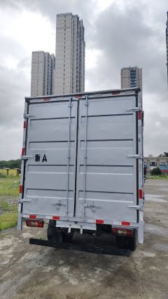Foton Ollin Express 131 hp 4X2 4.14 m - фото 4