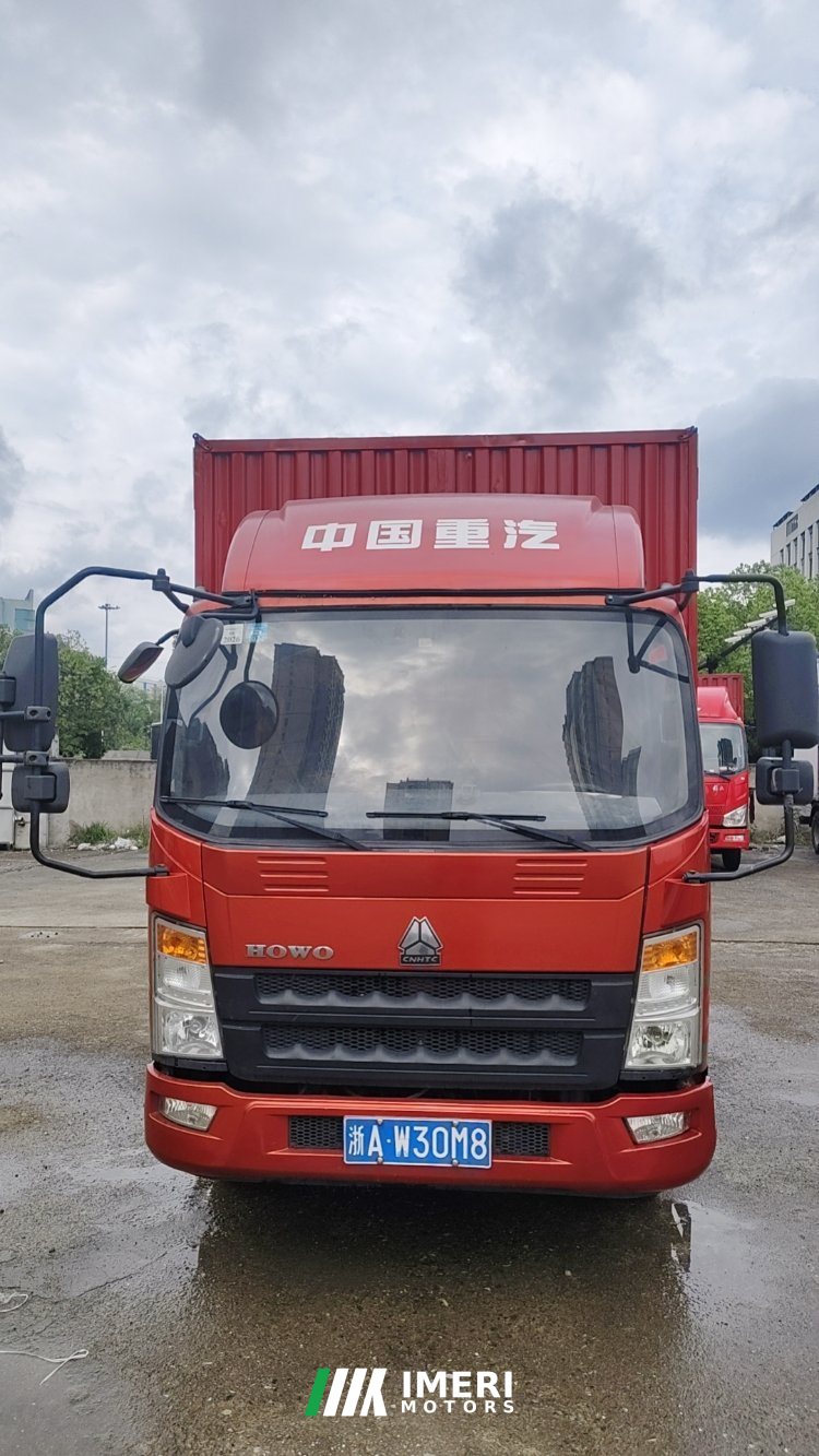 SINOTRUK HOWO Light Duty Truck Dream Chaser 130 hp 4X2 4.15 m - грузовик из Китая