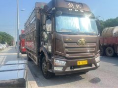 FAW Jiefang J6L 260 hp 4X2 6.8 m - фото 6
