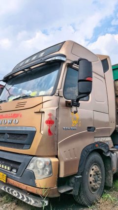 Sinotruk HOWO T7H 540 hp 6X4 - фото 3
