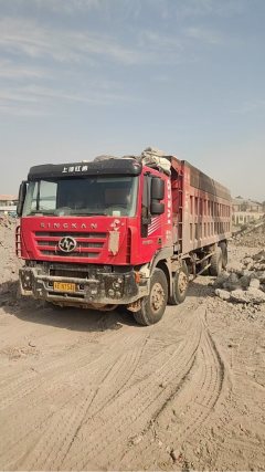SAIC Hongyan 480 hp 8X4 8.6 m - фото 2