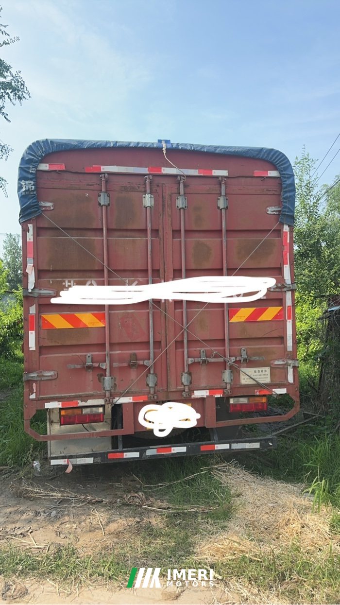 Shacman Delong K3000 160 hp 4X2 4.85 m - грузовик из Китая