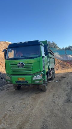 FAW Jiefang J6P 390 hp 6X4 5.6 m - фото 1