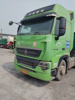 Sinotruk HOWO T7H 440 hp 6X4 - фото 1