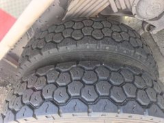 Sinotruk HOWO chassis 340 hp 8X4 - фото 4