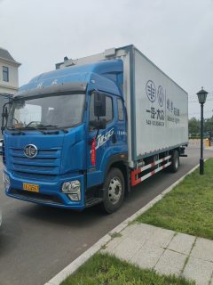 FAW Jiefang J6L 220 hp 4X2 7.7 m - фото 2