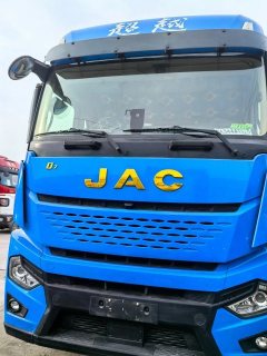 JAC Gallop Q7 490 hp 4X2 - фото 2