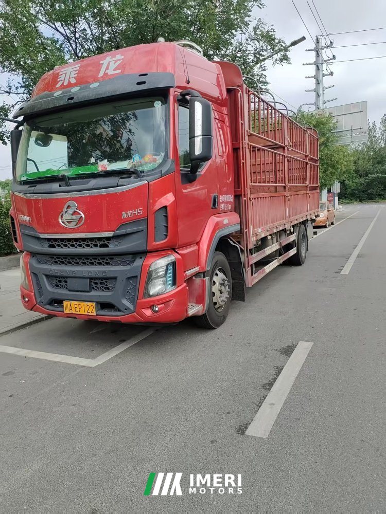 2021 Dongfeng Liuzhou Chenglong H5 260 hp 4X2 6.8 m