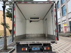 SINOTRUK HOWO Light Duty Truck Hanjiang 156 hp 4X2 4.2 m - фото 2