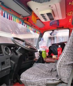 SINOTRUK HOWO Light Duty Truck Hanjiang 170 hp 4X2 4.15 m - фото 3