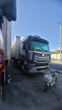Sinotruk HOWO Max 480 hp 6X4 - фото 1
