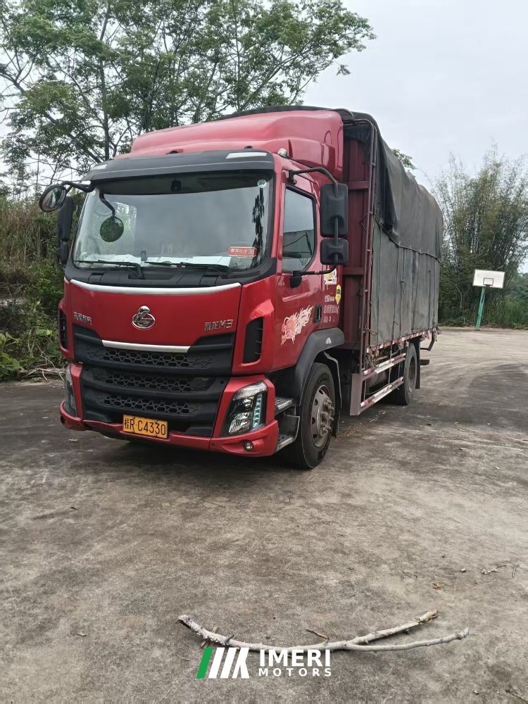2023 Dongfeng Liuzhou Chenglong M3 220 hp 4X2 5.2 m