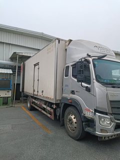 Foton Aumark 5 210 hp 4X2 6.6 m - фото 1
