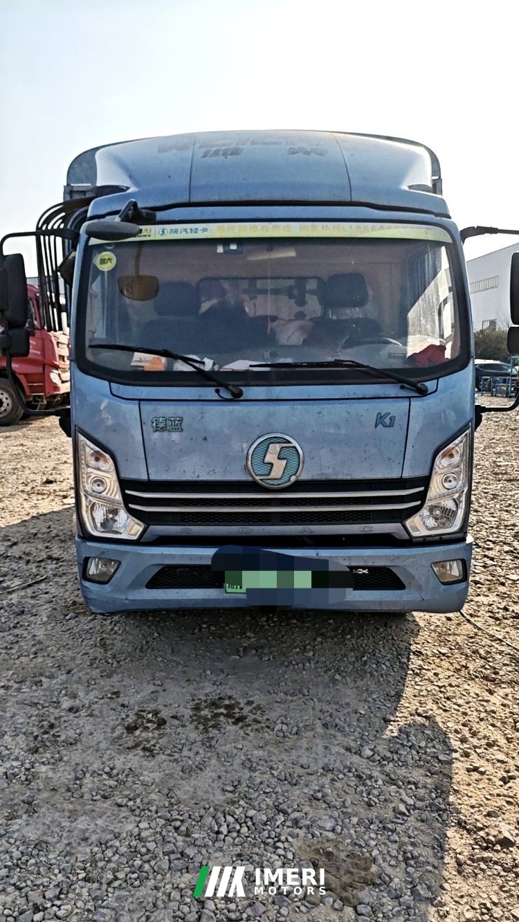 Shacman E9 4.2 m - грузовик из Китая