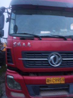 Dongfeng Tianlong 450 hp 6X4 - фото 2