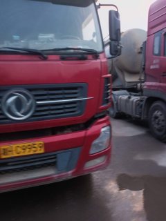 Dongfeng Tianlong 450 hp 6X4 - фото 3