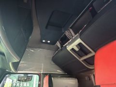 Sinotruk HOWO T7H 540 hp 6X4 - фото 6