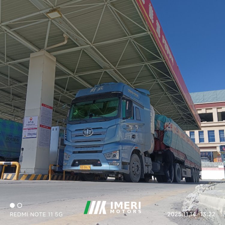 FAW Jiefang J7 600 hp 6X4 - грузовик из Китая