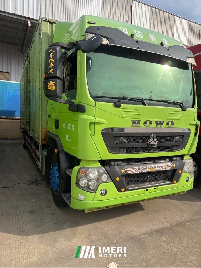 Sinotruk HOWO TX7 240 hp 4X2 9.6 m - грузовик из Китая