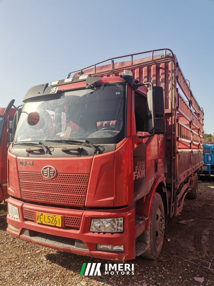 2019 FAW Jiefang J6L 180 hp 4X2 6.75 m